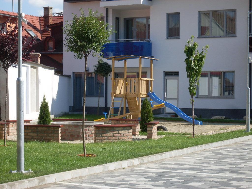 Appartement Cecilia Apartman à Sárvár Chambre photo